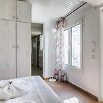 Semesterbostad Machis House *