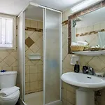 Machis House *