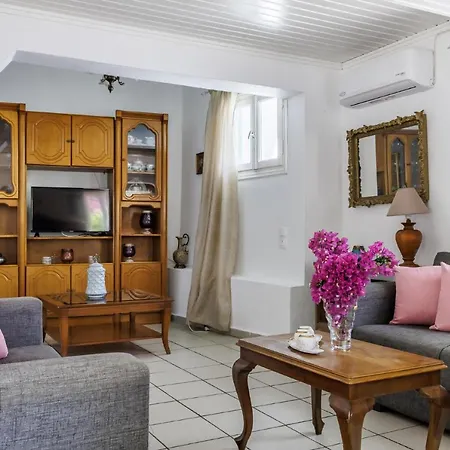 Machis House Holiday home