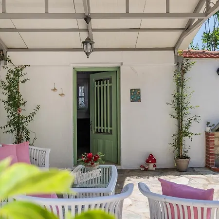 Machis House Skopelos *