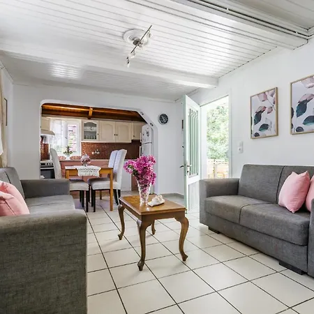 Machis House Skopelos stad