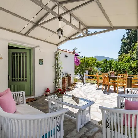 Machis House Skopelos *
